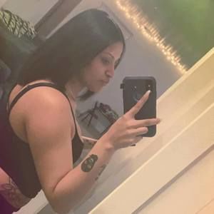 Meet your Posher, Shalae